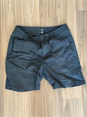 H&M Black Men's Drawstring Hybrid Shorts